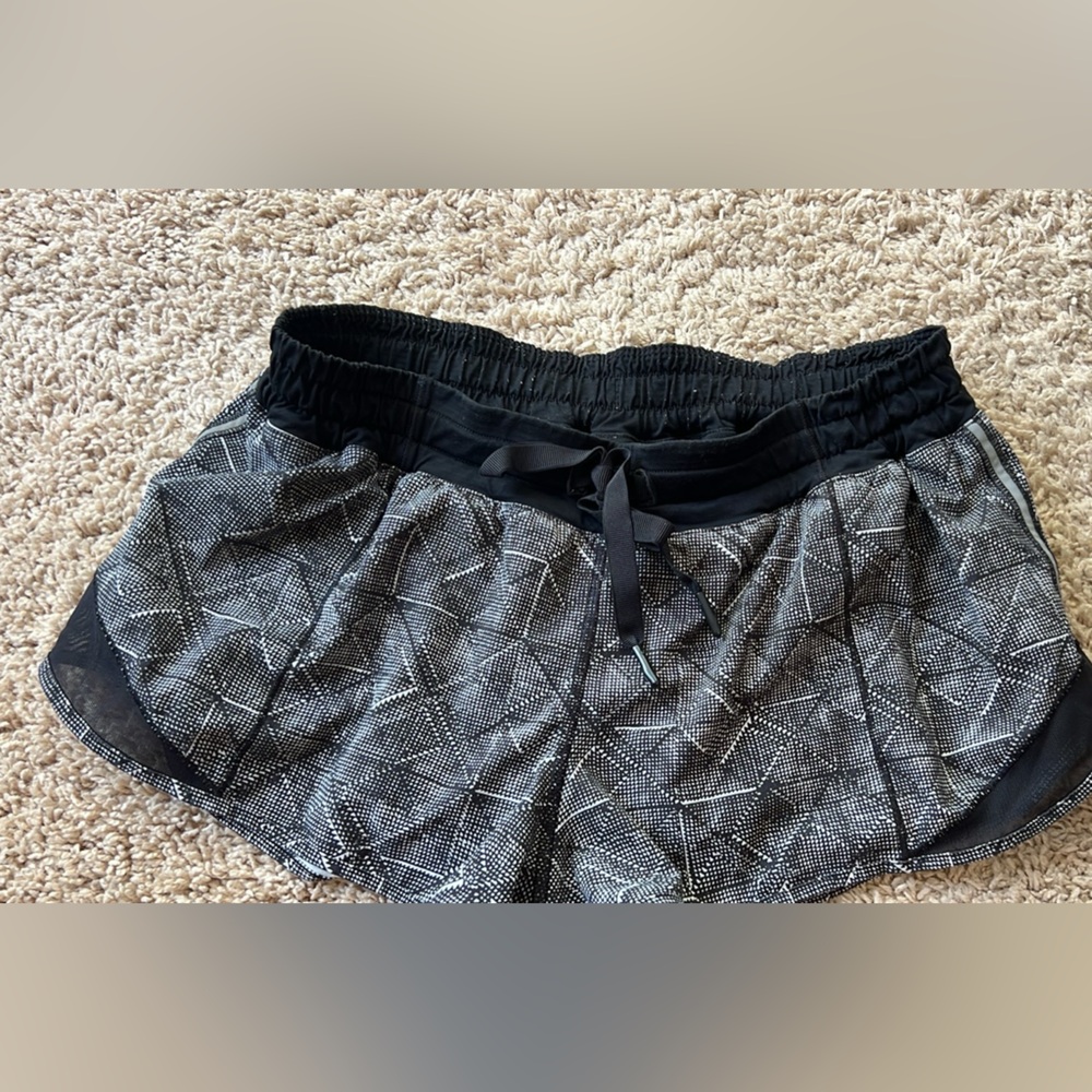 Lululemon Hotty Hot Shorts